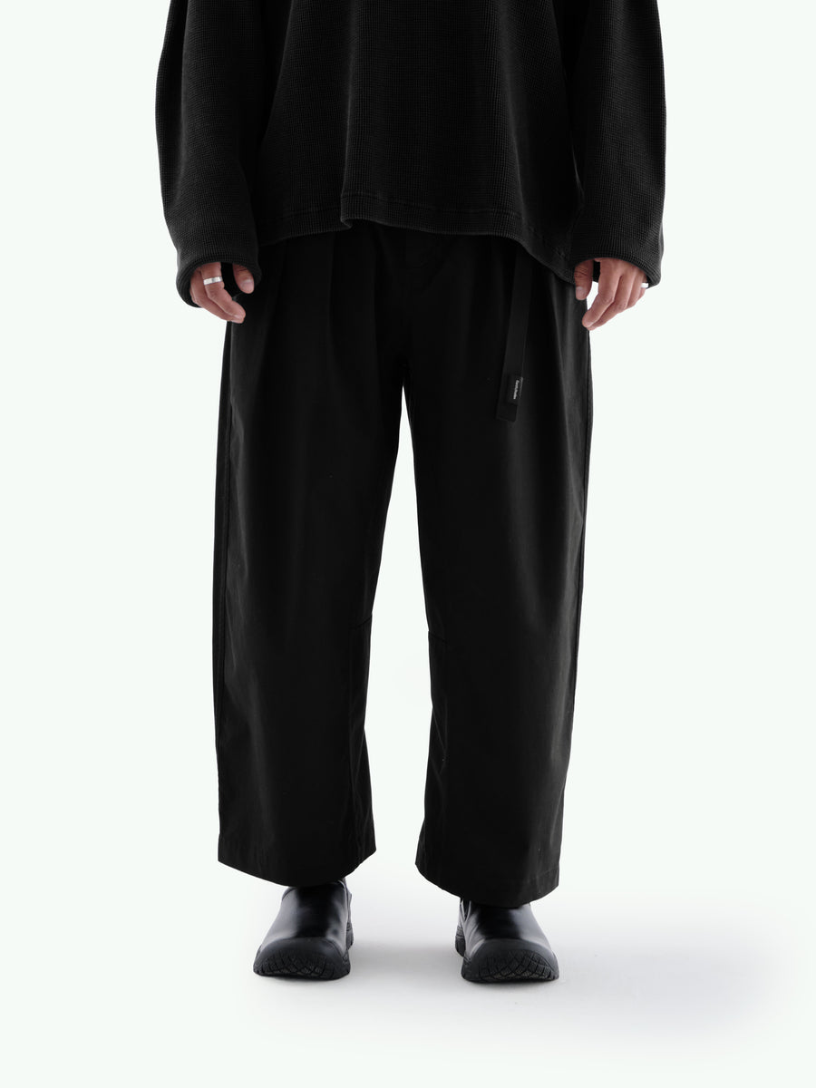 MP-111 Pleated Trouser